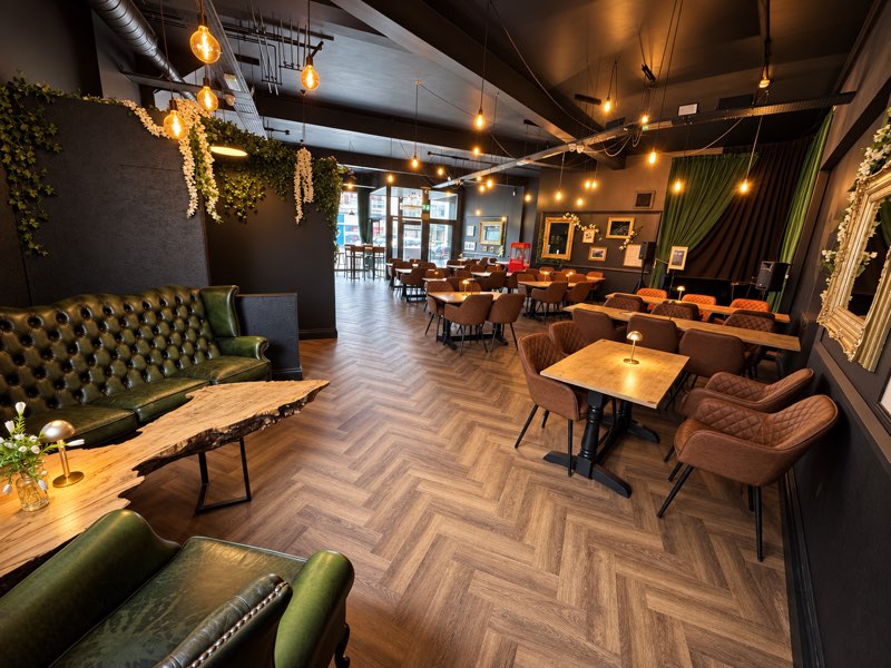 The bistro dining room at Stage & Stem